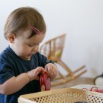 «Ребёнок не играет дольше пары минут»: что мешает развитию концентрации внимания